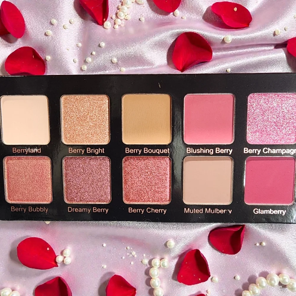 VIOLET VOSS Berries N' Cream Dreams Palette 10 shades .46 oz / 13 g Brand New - Picture 9 of 16